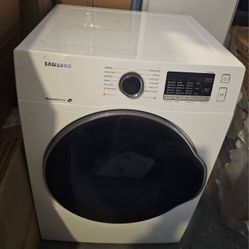 SAMSUNG RV OR APARTMENT SMALL SIZE ELECTRIC DRYER....$ 250