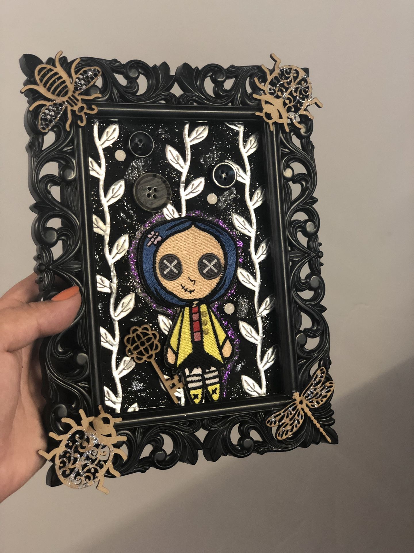 Coraline Bug Frame
