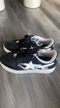 BAPE Sta Shark Low-Top Sneakers Size 9.5