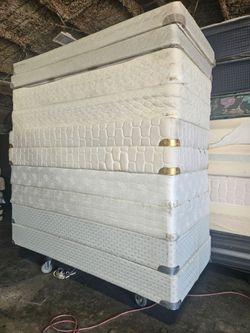 Boxspring King Size usadas $40