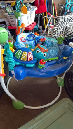 Baby bouncer