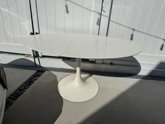 White Oval Tulip Dining Table
