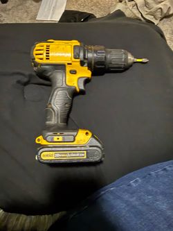 2 DeWalt 20V MAX Cordless Drill