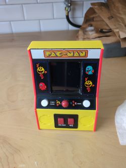 Mini pacman arcade game