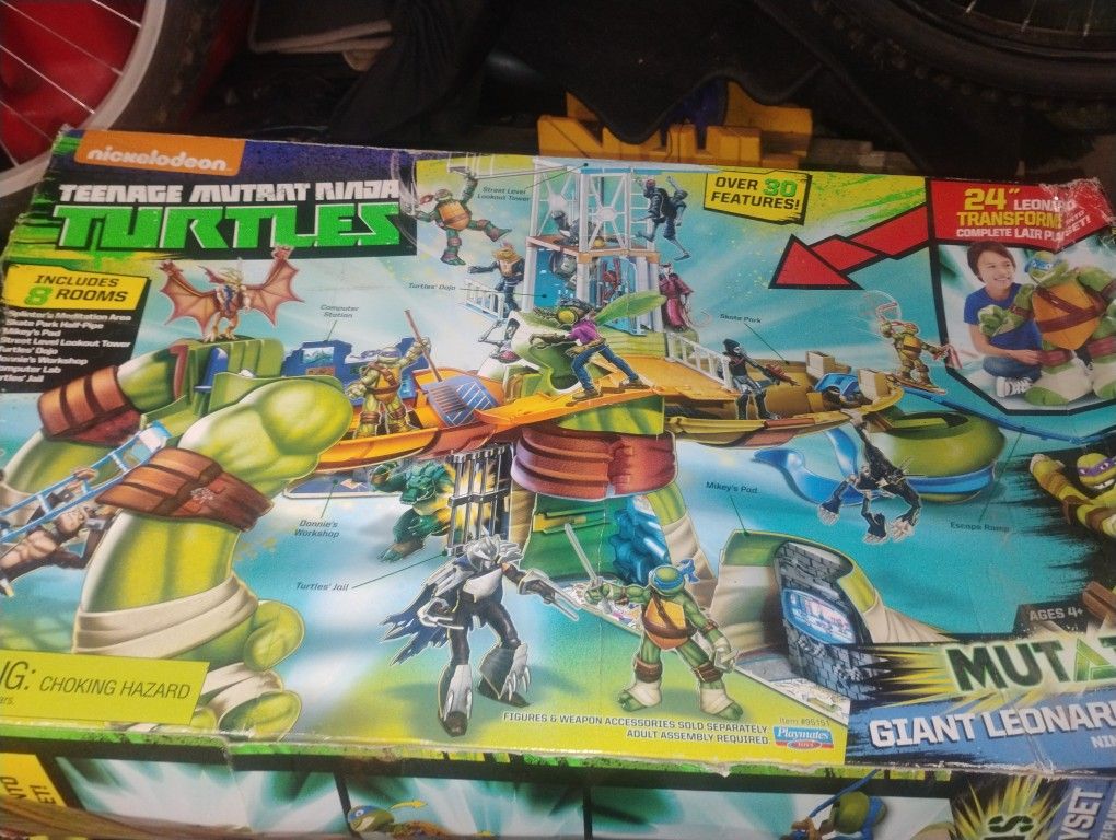 24" Leonardo Turtle to Playset (2015 toy)