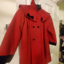 Vibrant red swing Coat. Wide collar, black trim, large buttons. 6X Kids size