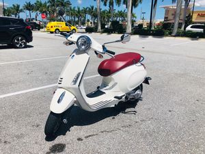 Photo Vespa primavera scooter