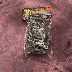 New Zombie Figurines 14pcs