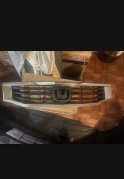 Brand new Honda accord grill  09-10