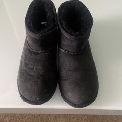 Ugg Boots Size 4