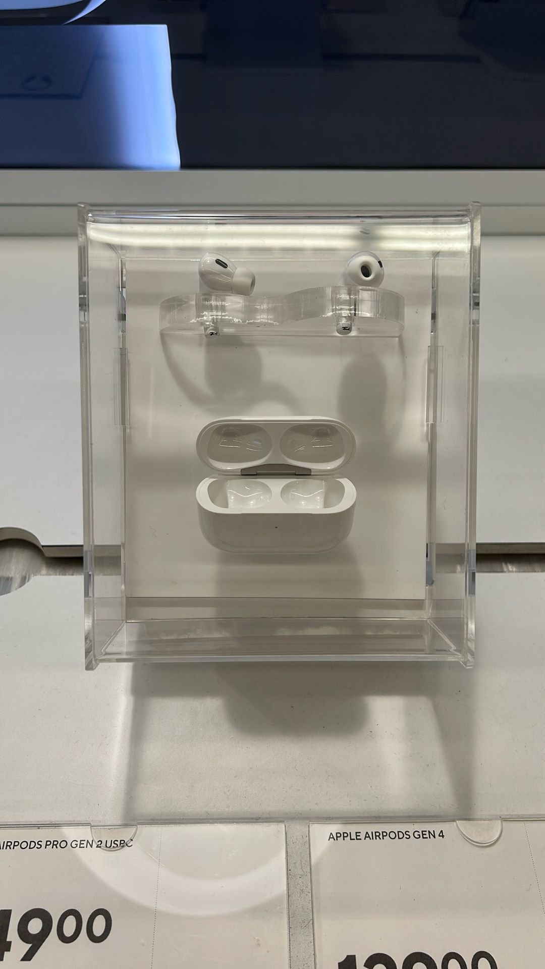 BRAND NEW FACTORY SEALED APPLE AIRPODS PRO GEN 2