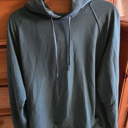 Lululemon Size Large 