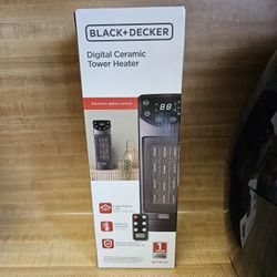 NEW! BLACK+DECKER Oscillating Space Heater, Portable Heater with Remote Control