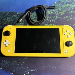 Yellow Nintendo Switch Lite 