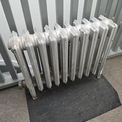 CAST IRON RADIATOR