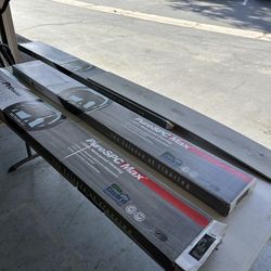 Laminate Flooring, 100% Waterproof. 22 Each Pieces 