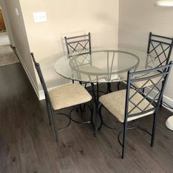 Mainstays 5-Piece Glass Top Dining Set | Black/Beige - MINT Condition