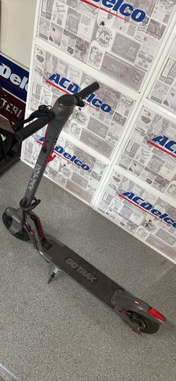 GoTrax XR ADVANCE Electric Scooter w/ 14mi Range Max Speed 18. Flat tire needs fix. 350 on Best Buy