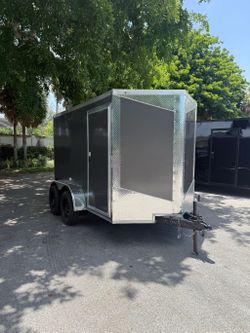 Hook & Line 6 x 10 Enclosed Trailer 7k