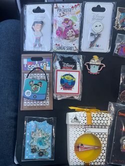 Disney pins