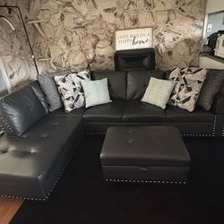 Black Leather Sectional Couch 