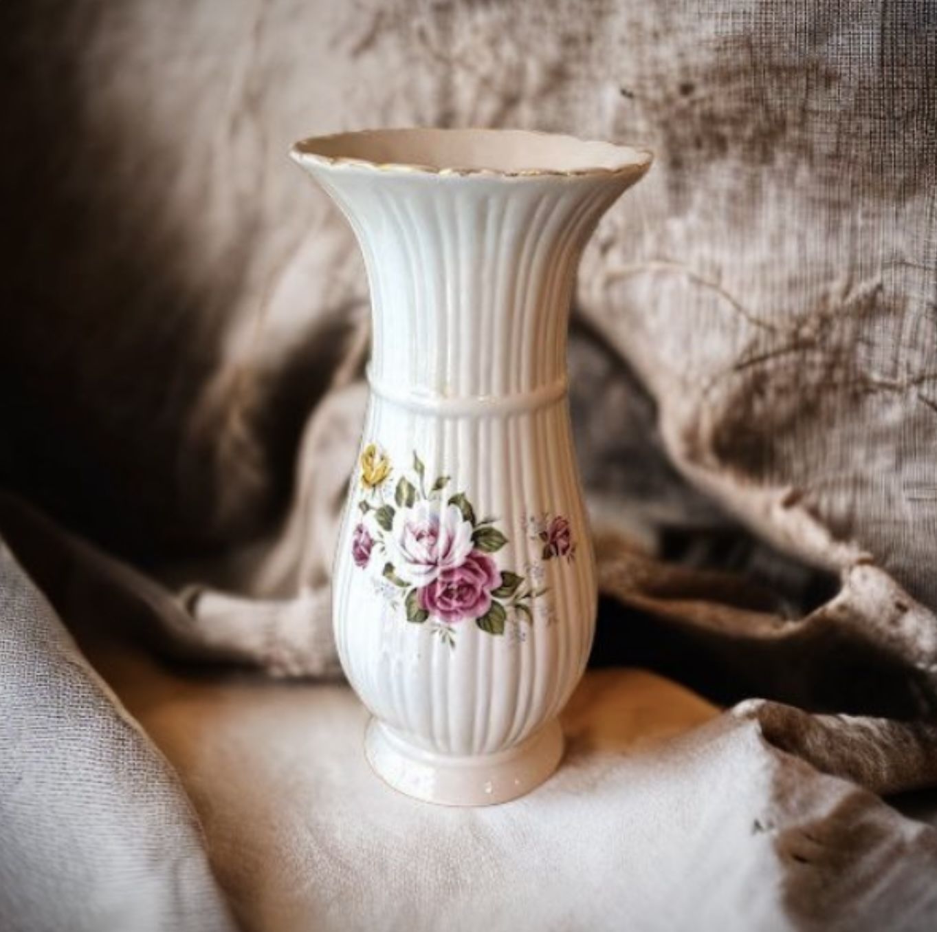 Vtg. 10 Inch Tall Porcelain Vase, Floral Bouquet home decor