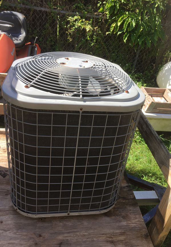 1 1/2 ton Air Conditioner for Sale in Lake Worth, FL - OfferUp