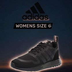 adidas Originals Women's Smooth Runner Sneaker
