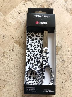 Fiskars x Iittala Cheetah scissors, black - white
