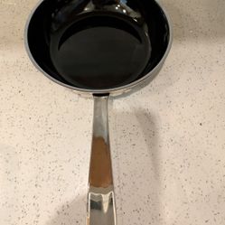 All Clad 9.5 Inch FusionTec Skillet