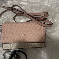 Aunthentic Michael Kors Purse