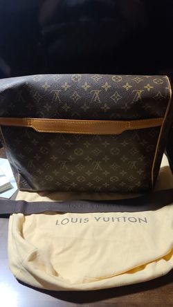 LV large messenger bag lake New no flaws $1200