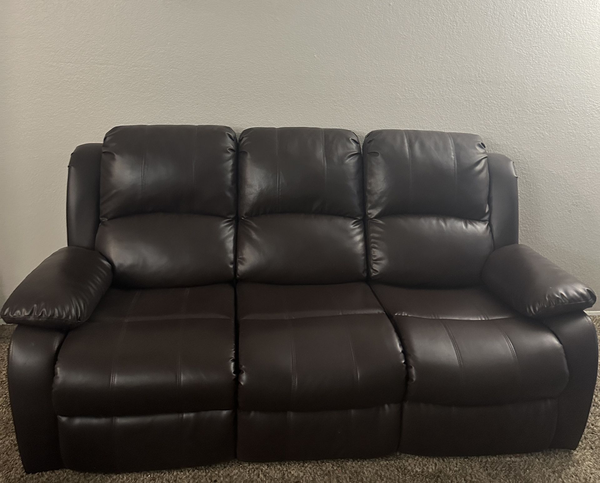 Reclining Couch & Loveseat Set – Great Condition