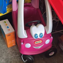 Little Tikes Princess Cozy Coupe Ride on, Pink, for Ages 1 to 5 Years