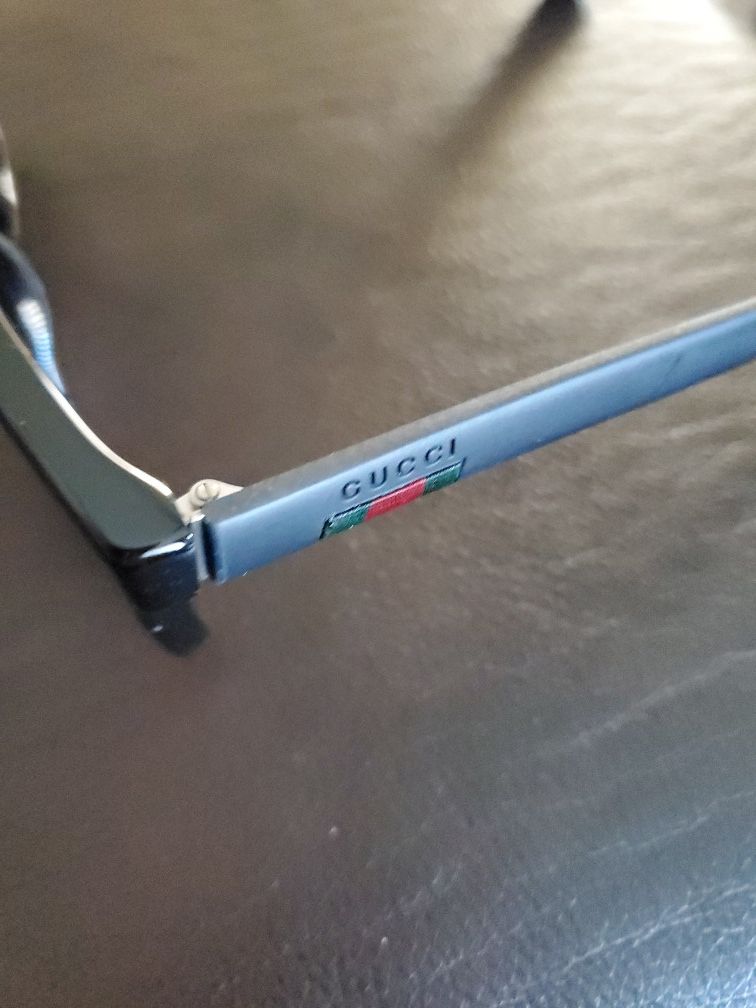 Gucci unisex sunglasses