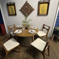 Vintage 1970’s Drexel Furniture Mid Century Modern Dining Set