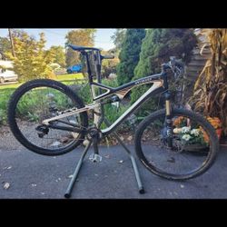 Specialized Camber expert carbon frame shimano xt brakes sram xo fox fit mountain bike adult xl 29