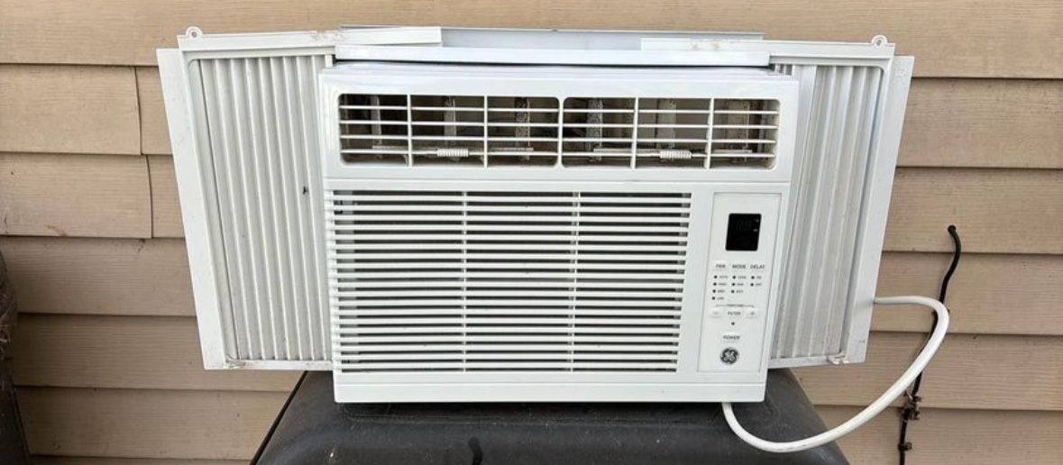 GE Air Conditioner (6000 BTU)