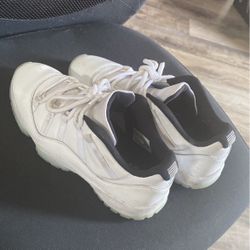 Jordan 11 Low