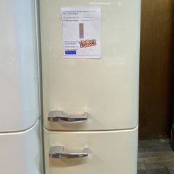 Smeg 24inch Bottom Freezer Refrigerator