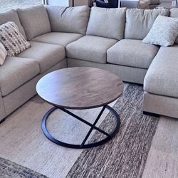 Large Sectional with Chaise