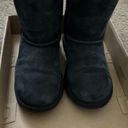 Black Uggs