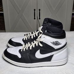 Air Jordan 1 Retro OG High Black White 2.0