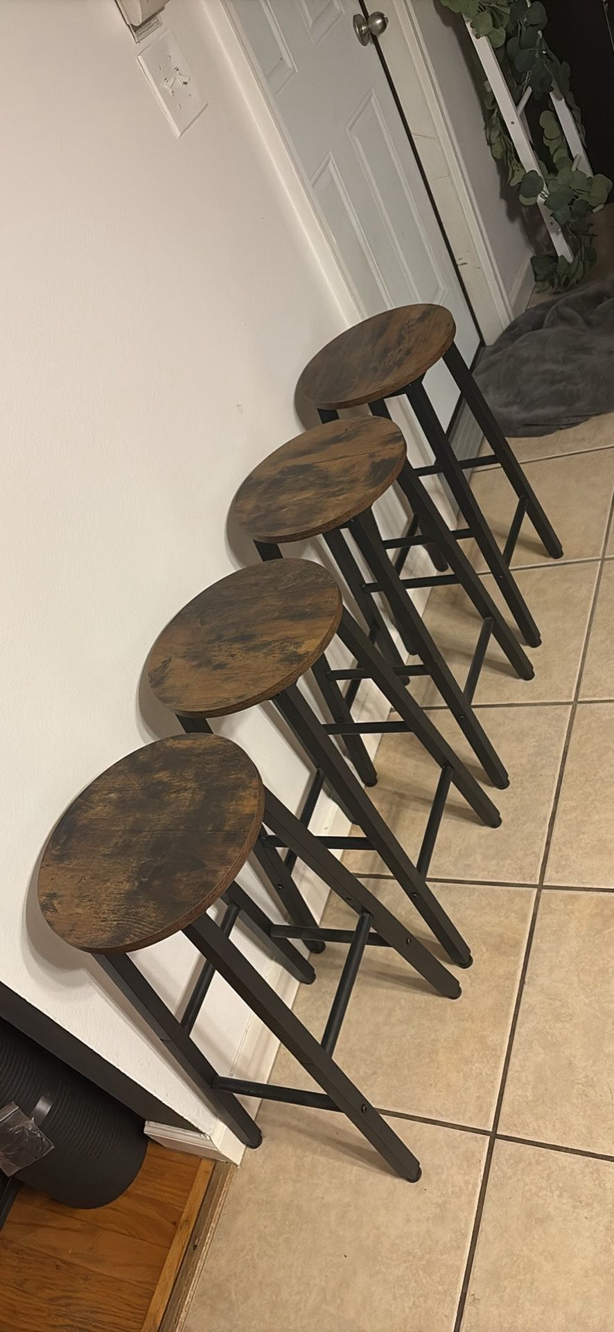 Bar Stools (4)