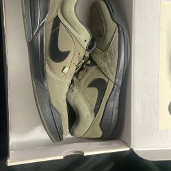 Jordan Stadium 90 Olive Size 12 Men’s