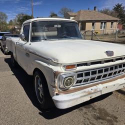 1965 Ford F100 Pickup Custom Cab 