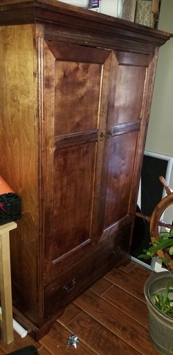 Armoire
