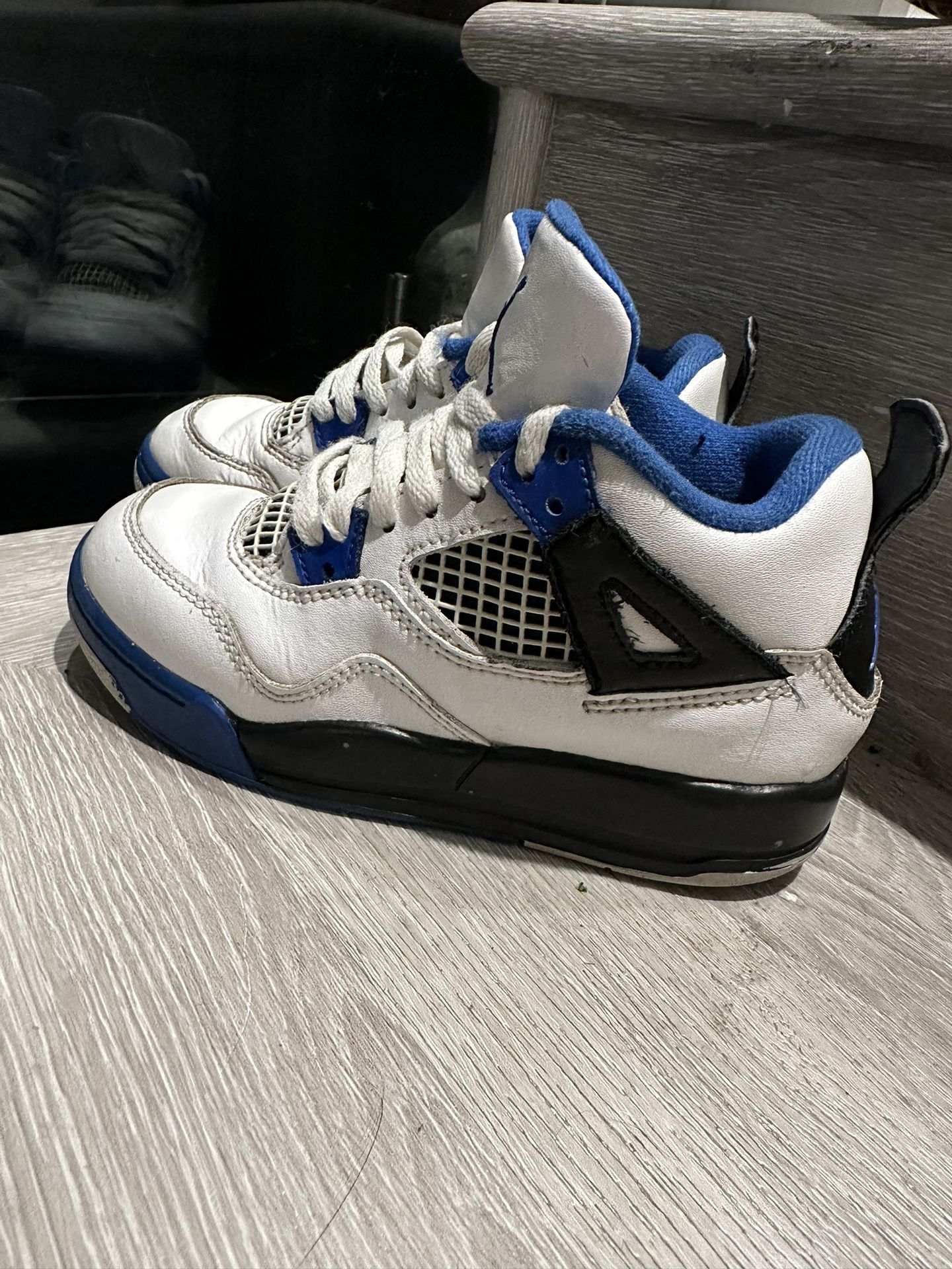 Kids Jordan 4