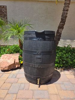 RTS 55 Gal. Premium Flat Back Eco Rain Barrel with Removable Lid, Black Color