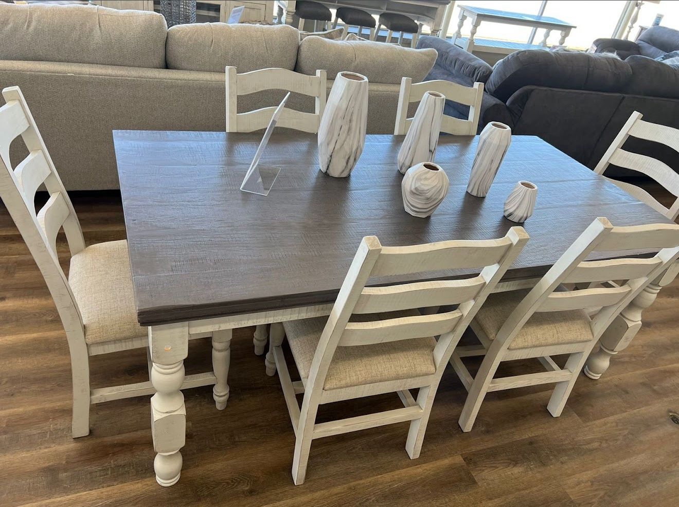 Dining Table , No Credit Needed!!
